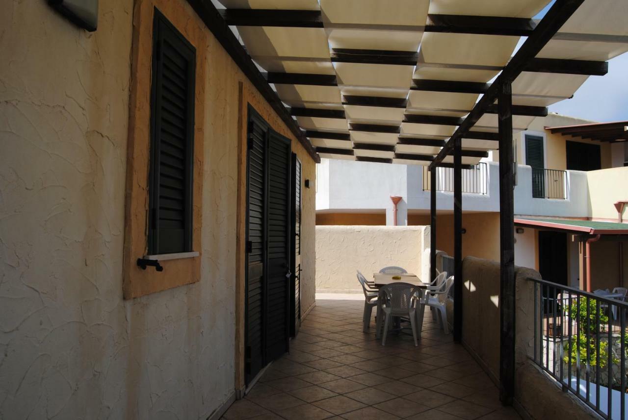 Appartamenti "Torre Del Mito" Santa Cesarea Terme Exterior photo