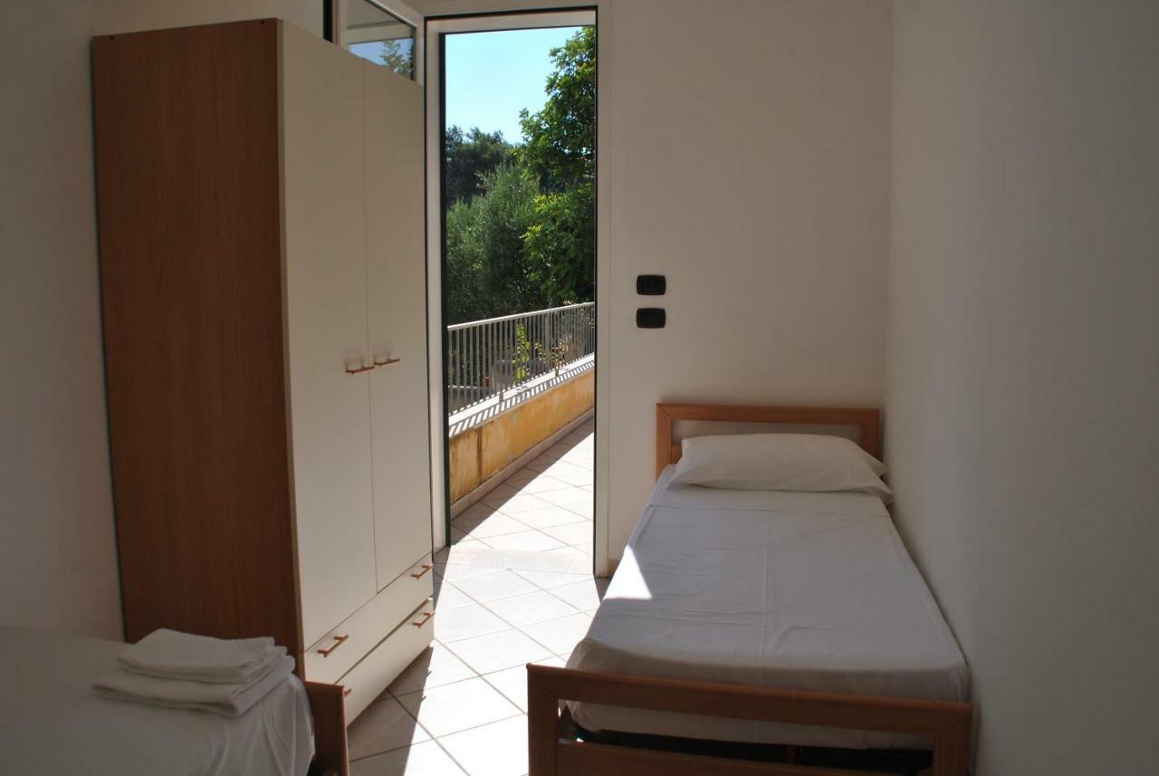 Appartamenti "Torre Del Mito" Santa Cesarea Terme Exterior photo